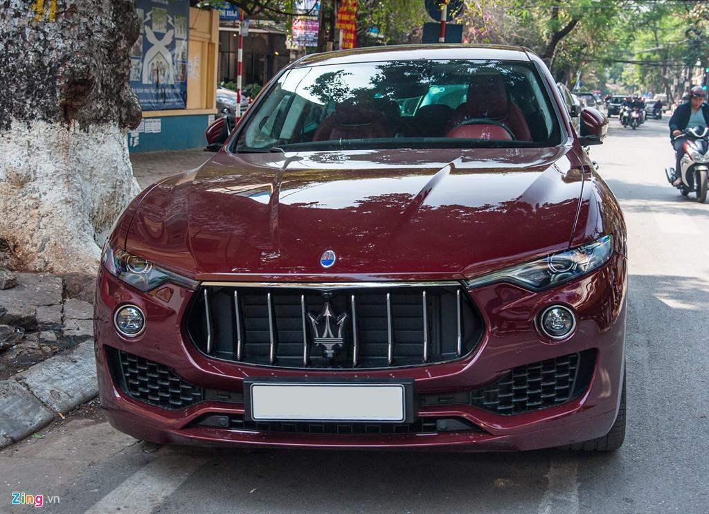 Maserati Levante mau la gia hon 5 ty lan banh tai Ha Noi hinh anh 3