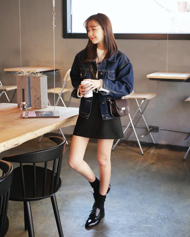 Trời ấm dần lên rồi, chuẩn bị lôi denim jacket ra diện thôi các cô nàng - Ảnh 14.