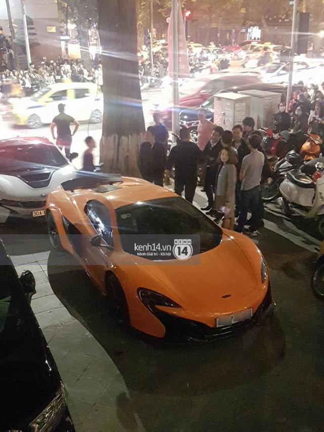 Dàn xe tụ tập bên ngoài quán bar và nhà hàng mà cậu út Big Bang ghé thăm - Ảnh 2.