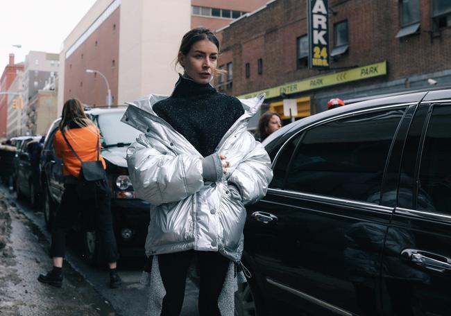 Chiêm ngưỡng đặc sản street style không đâu đẹp bằng của Tuần lễ thời trang New York - Ảnh 4.