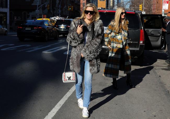 Chiêm ngưỡng đặc sản street style không đâu đẹp bằng của Tuần lễ thời trang New York - Ảnh 13.