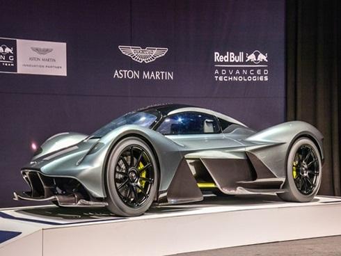 Siêu xe Aston Martin AM-RB 001 dùng động cơ 6.5 lít V12