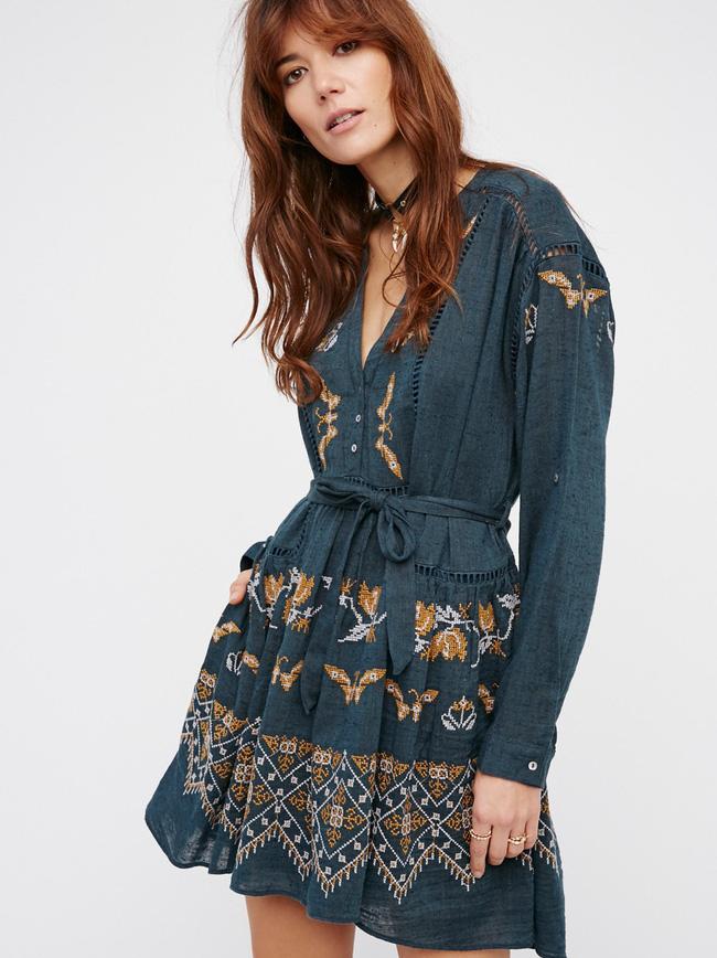 Váy áo họa tiết thêu: Đâu mới là kiểu dáng đáng sắm nhất cho Xuân/Hè 2017 này - Ảnh 9.