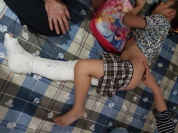 học sinh gãy chân, tiểu học nam trung yên, học sinh tiểu học,Tạ Thị Bích Ngọc