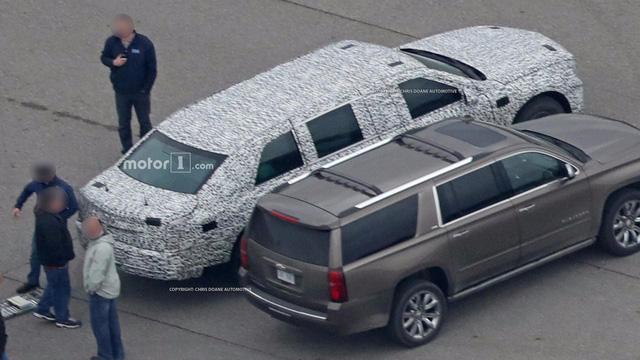 Limousine bọc thép chống đạn của Tổng thống Donald Trump tiếp tục lộ diện - Ảnh 7.