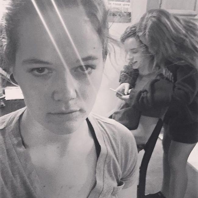 co nang fa nghien "tu suong" khi gap cac cap doi hinh anh 10