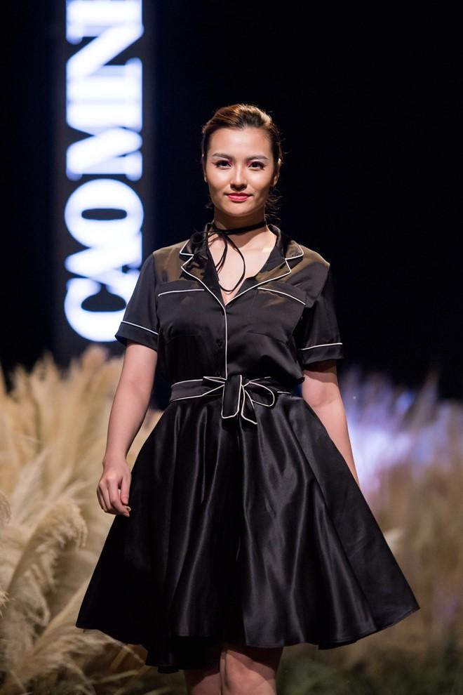 Hong Que thua can tren san dien thoi trang VN thu dong 2017 hinh anh 2