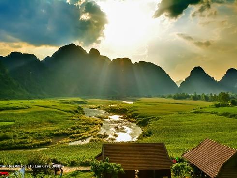 Quảng Bình đẹp đến 'nghẹt thở' trong phim bom tấn 'Kong: Skull Island'