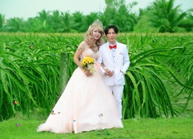 Dam cuoi dac biet cua cap doi dong tinh o Tien Giang