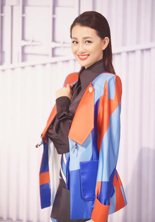 btv quynh chi "lot xac" tai the remix khien nguoi ham mo tron mat thich thu - 4