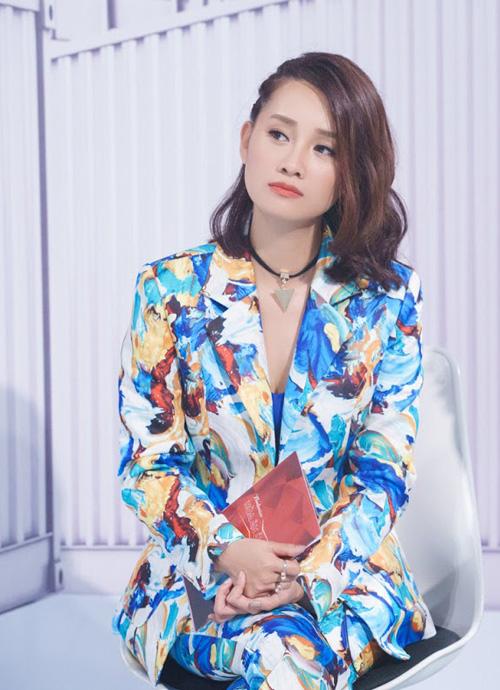 btv quynh chi "lot xac" tai the remix khien nguoi ham mo tron mat thich thu - 7