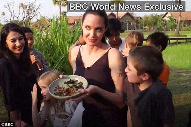 Ly do khien ban nen an con trung hinh anh 1