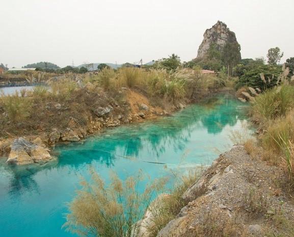 chinh quyen xa dang tim 2 nguoi mau chup anh “tuyet tinh coc” hinh anh 3