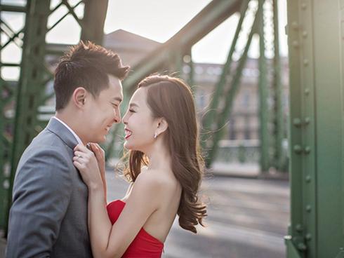 Màn cầu hôn bạn gái bằng chuyến du ngoạn sang chảnh tại trời Âu chất lừ khiến ai cũng phải ước ao