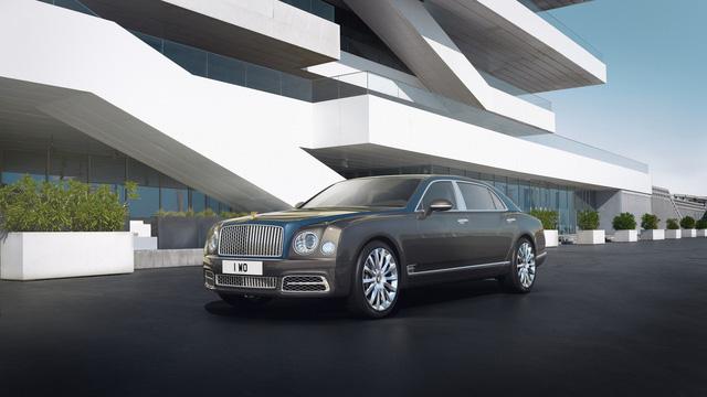 Bentley Mulsanne phiên bản vàng và bạc trình làng - Ảnh 1.