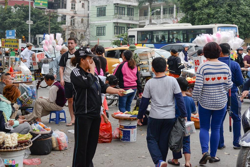 Le hoi hoa hong Bulgaria e khach, ve cho den giam gia hinh anh 3