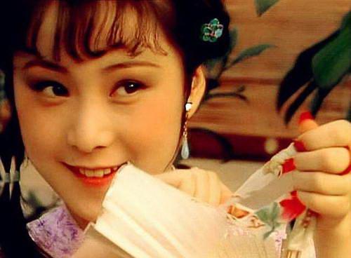 Người đẹp Hồng Lâu Mộng bán nhà, trả món nợ khổng lồ cho chồng đi tù chung thân - Ảnh 1.