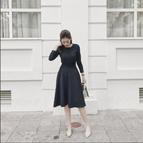 my nhan viet dai chien tren duong pho voi gam mau den dinh cao - 8