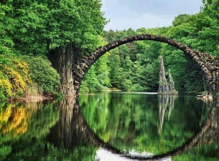 Cầu Rakotzbrücke, Đức