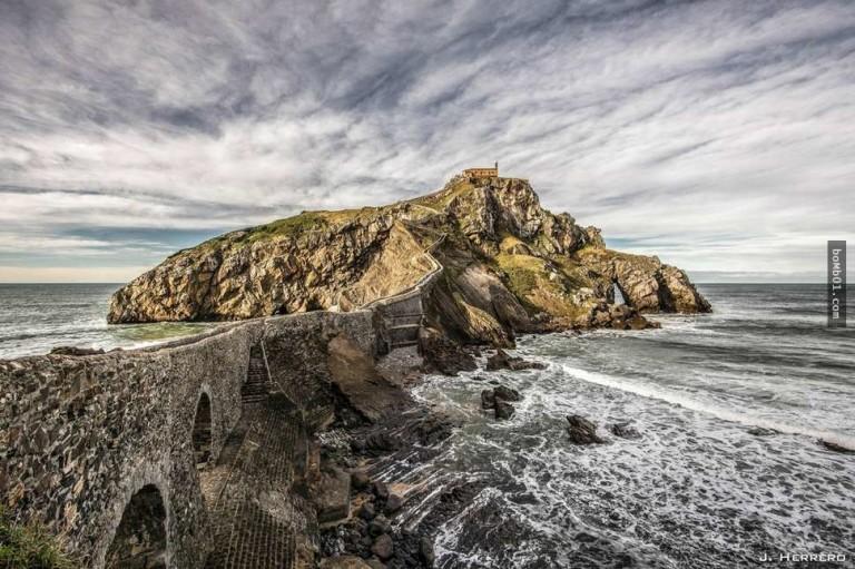 Cầu San Juan de Gastelugatxe, Tây Ban Nha