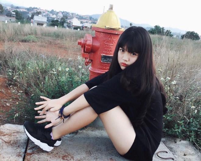 Nu sinh 17 tuoi noi tieng voi kha nang doc rap va tu sang tac hinh anh 2