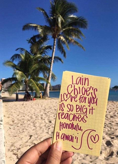 Say mê chàng trai y khoa, cô gái Anh có cách viết thư tình khiến ai nhìn thấy cũng thán phục - Ảnh 1.