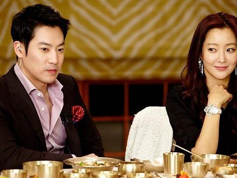 Gia thế và ngoại hình đáng ngưỡng mộ của chồng mỹ nhân tự nhận đẹp nhất Hàn Quốc Kim Hee Sun