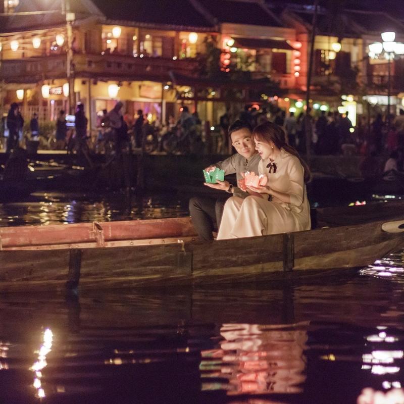 Tan chảy với nụ hôn Trấn Thành dành cho Hari Won ngày 8/3-5