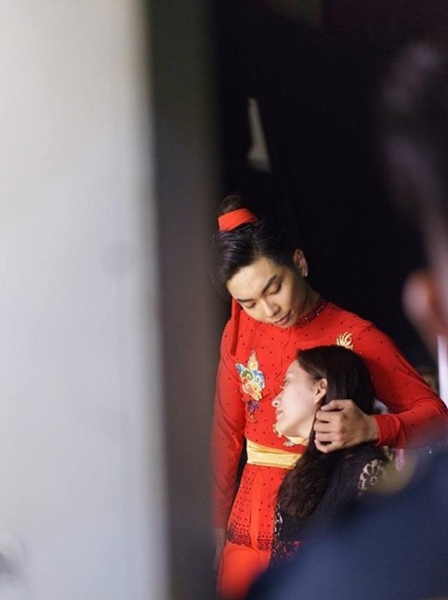 4 "may bay" sieu dinh cua vbiz duoc "phi cong" chieu nhu nu hoang hinh anh 10