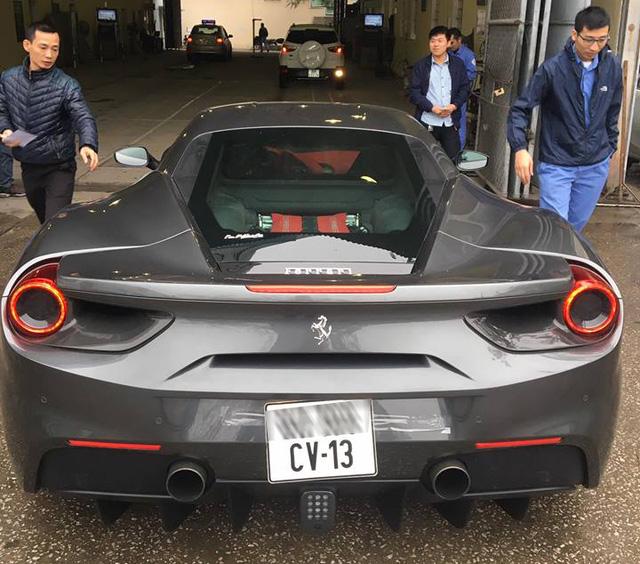 Bật mí về biển số lạ trên siêu xe Ferrari 488 GTB tại Thủ đô - Ảnh 2.