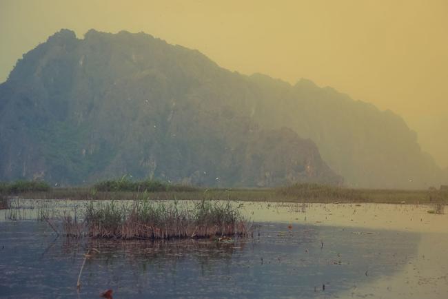 ve dep nen tho cua thung lung ninh binh trong "kong" hinh anh 7