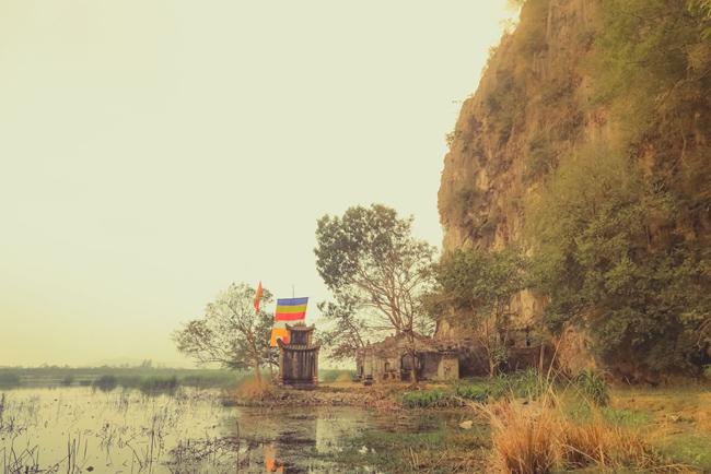 ve dep nen tho cua thung lung ninh binh trong "kong" hinh anh 14