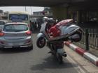 'Hoang mang' với những hình ảnh giao thông chỉ có ở Việt Nam