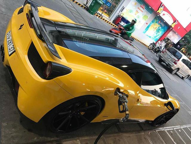 Cặp đôi siêu xe độ Ferrari 458 Italia và Audi R8 phượt xuống Vũng Tàu - Ảnh 4.