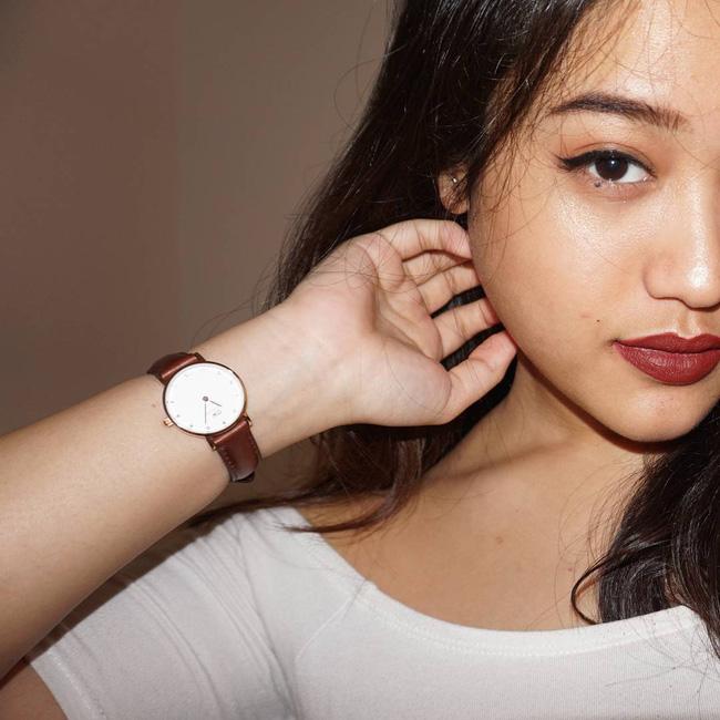 Đừng quên nhấn thêm 4 món phụ kiện này để nâng tầm phong cách cho set đồ công sở đơn giản - Ảnh 6.