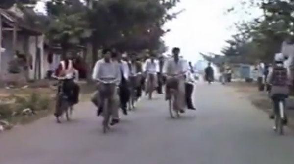 Dàn xe hùng hậu lên đường đón dâu