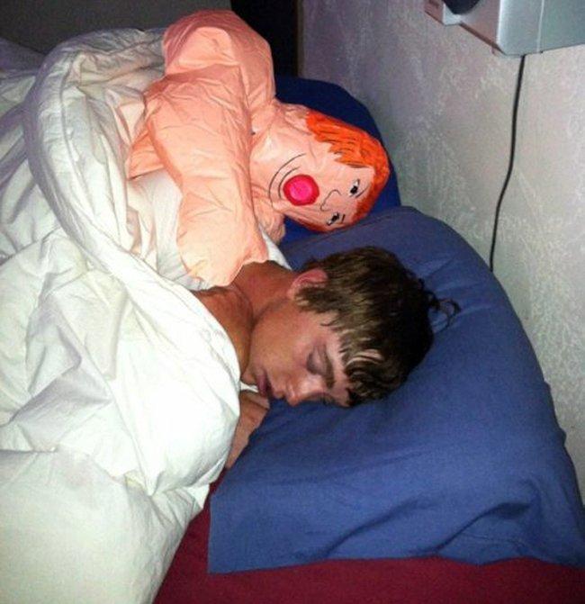 "gap hoa" khi ngu ma lu ban "khon nan" con thuc hinh anh 11