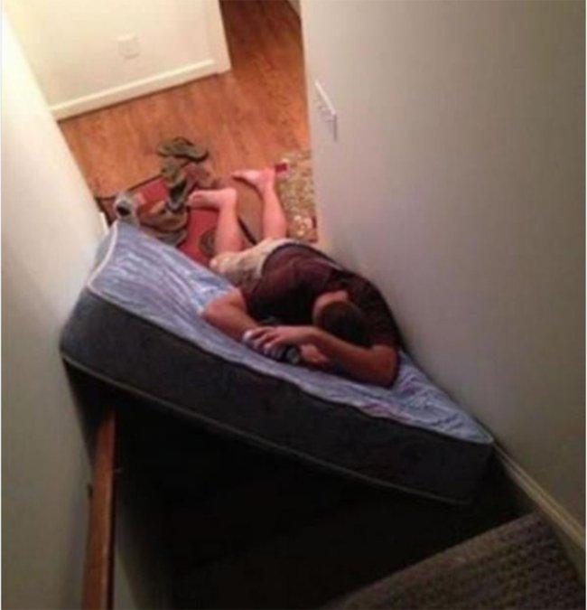 "gap hoa" khi ngu ma lu ban "khon nan" con thuc hinh anh 7