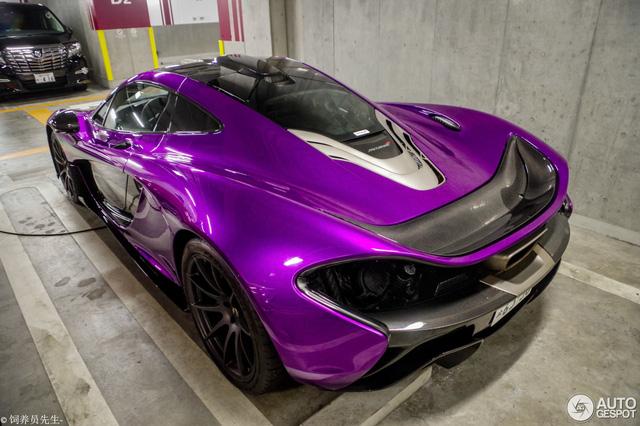 Đại gia Nhật gây choáng với bộ áo tím cho siêu xe McLaren P1 - Ảnh 7.