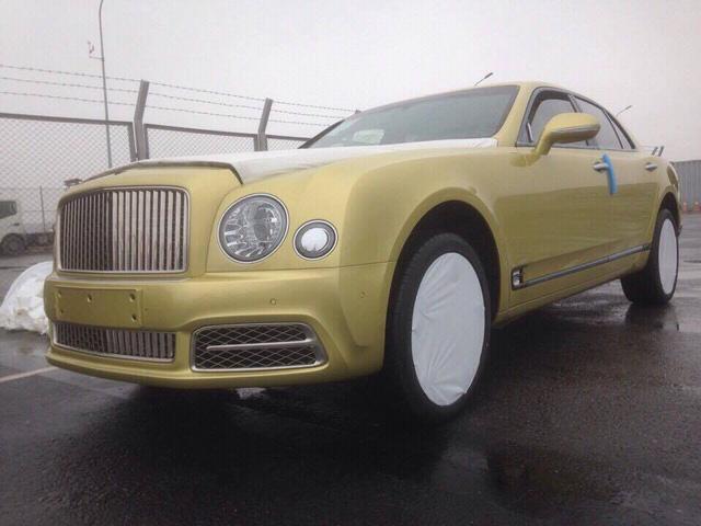 Xe siêu sang Bentley Mulsanne 2017 đầu tiên đặt chân đến Việt Nam - Ảnh 2.