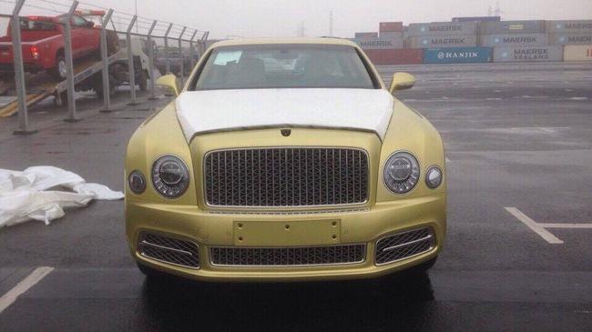 Xe siêu sang Bentley Mulsanne 2017 đầu tiên đặt chân đến Việt Nam