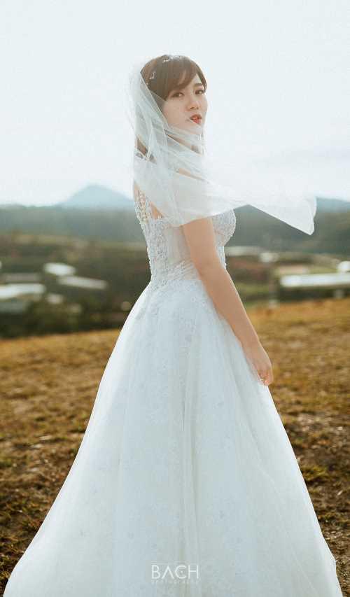 hot girl tu linh- fan ruot mu xinh dep nhu cong chua trong bo anh cuoi hinh anh 4