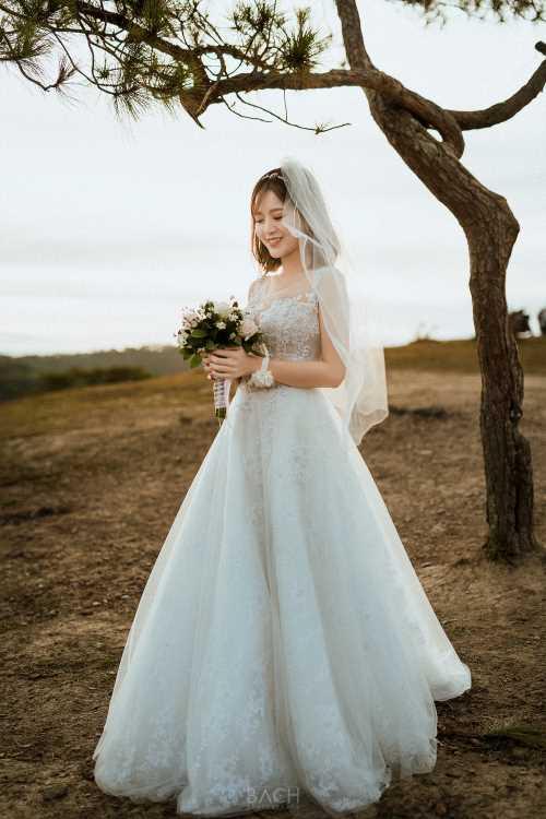 hot girl tu linh- fan ruot mu xinh dep nhu cong chua trong bo anh cuoi hinh anh 13