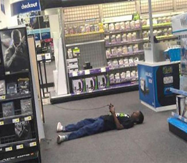 den "bo tay" voi nhung con nguoi qua luoi bieng hinh anh 10