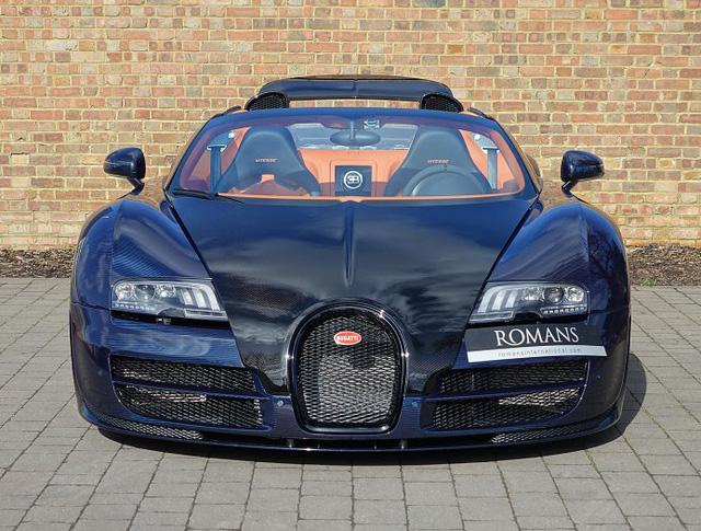Chạy gần 3.000 km, Bugatti Veyron Grand Sport Vitesse vẫn có giá chát 67 tỷ Đồng - Ảnh 1.