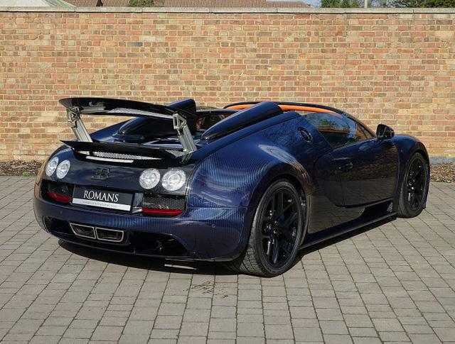 Chạy gần 3.000 km, Bugatti Veyron Grand Sport Vitesse vẫn có giá chát 67 tỷ Đồng - Ảnh 6.