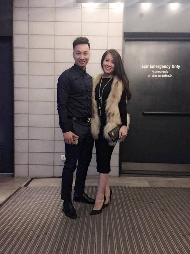 Nguyễn Ngọc Hương, sinh năm 1991 và là một tiếp viên hàng không cá tính xinh đẹp. Ngoài công việc chính, Ngọc Hương còn kinh doanh thời trang online.