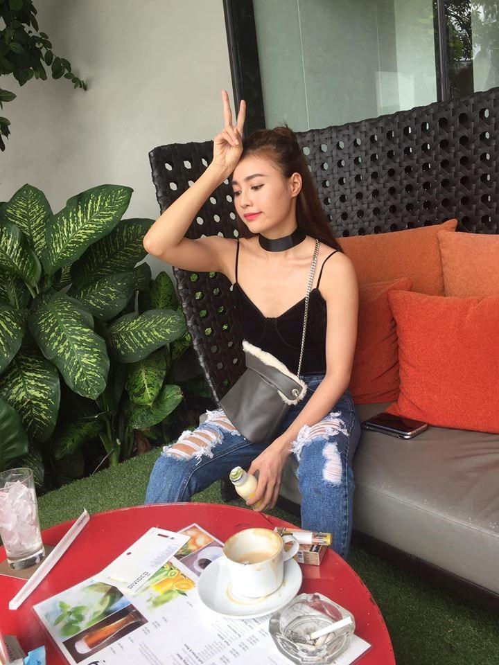 Ba kieu quan jean duoc long sao Viet nhat hinh anh 1