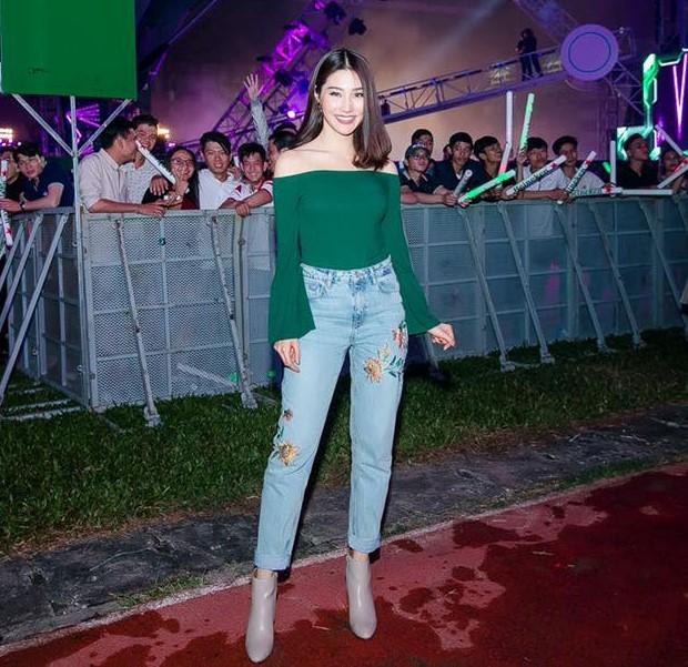 Ba kieu quan jean duoc long sao Viet nhat hinh anh 11