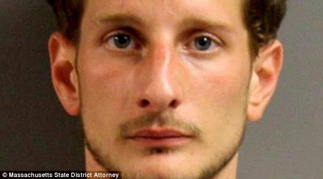 ten cuop “so nho” lam roi giay khai sinh va thu cua me tai hien truong hinh anh 1